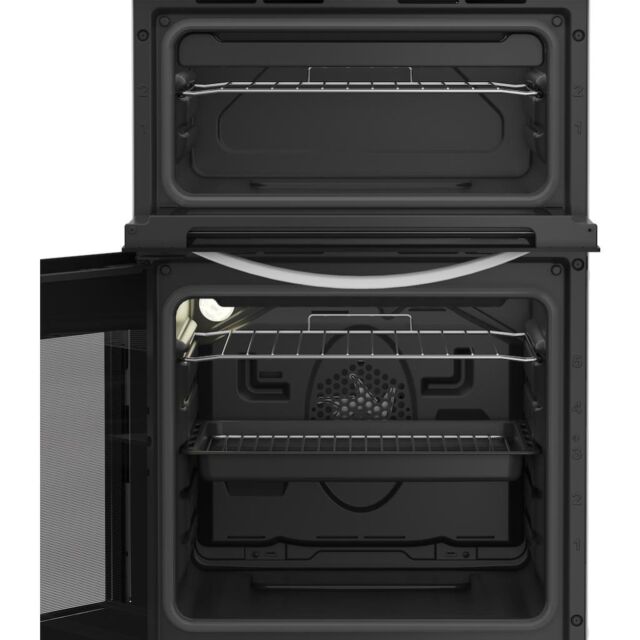Indesit ITE5EMW Freestanding 50cm Electric Cooker with Solid Plate Hob