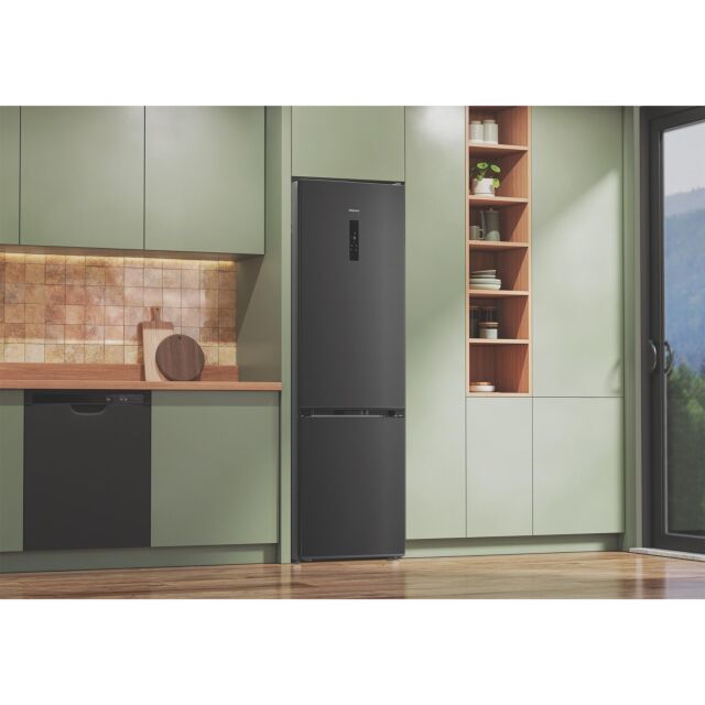 Hotpoint HPK26413XR6UKE Freestanding Dual No Frost 70/30 Fridge Freezer with VitalCare - Black Steel